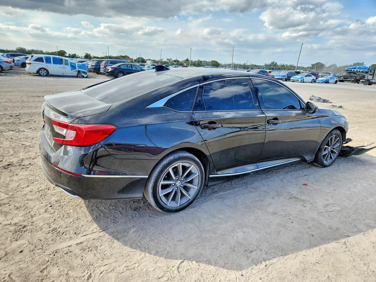 2021 HONDA ACCORD