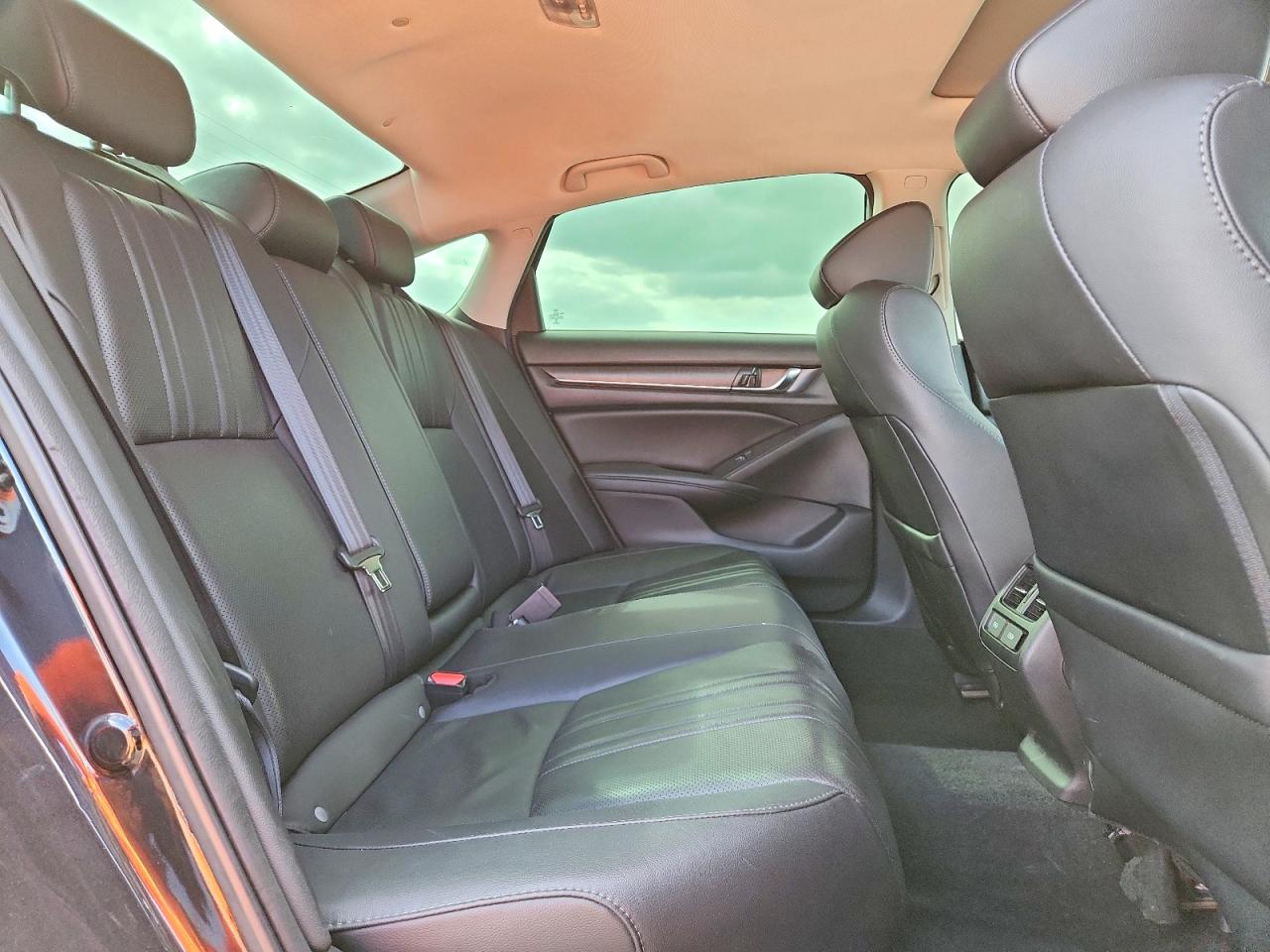 2021 HONDA ACCORD