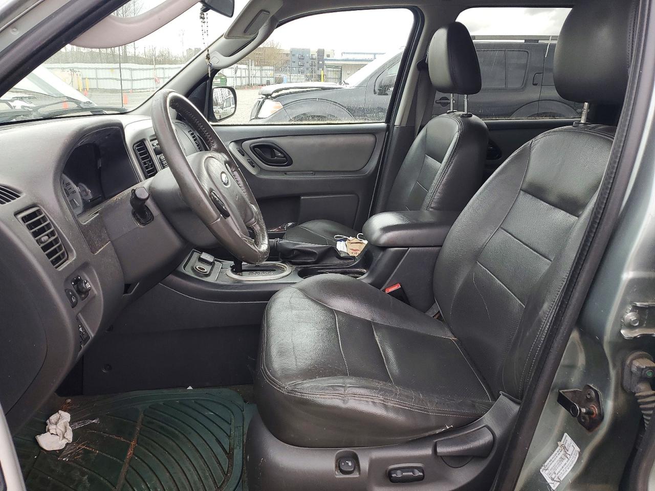 2006 FORD ESCAPE