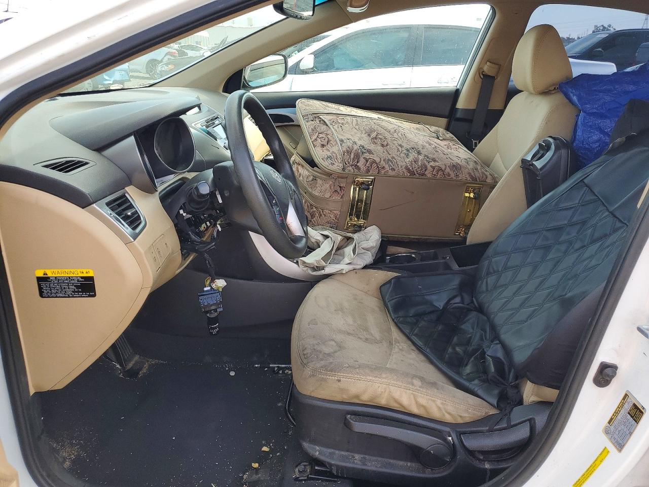 2013 HYUNDAI ELANTRA
