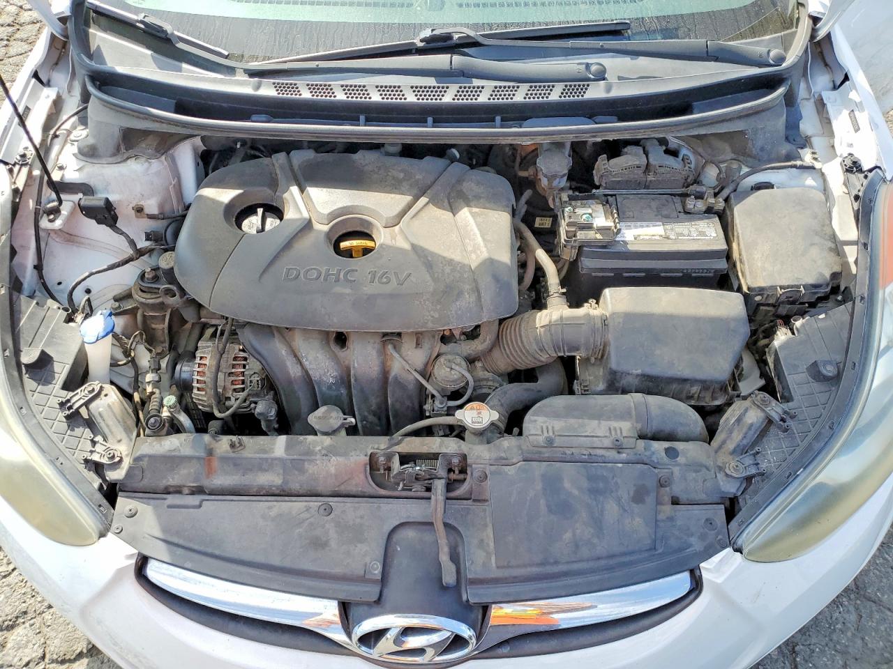 2013 HYUNDAI ELANTRA