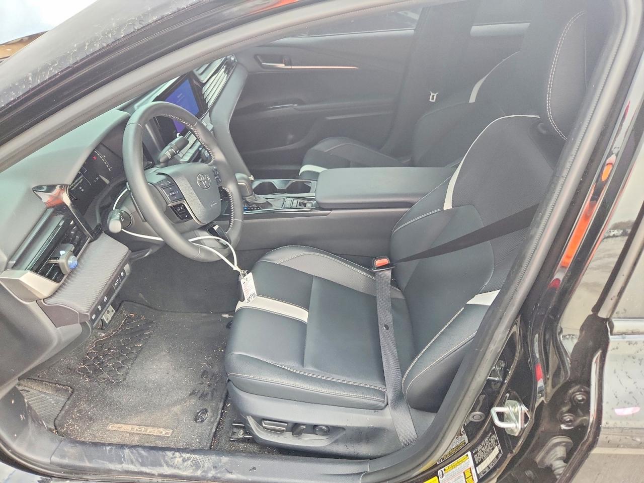 2025 TOYOTA CAMRY