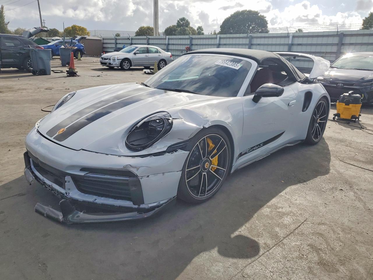 2023 PORSCHE 911