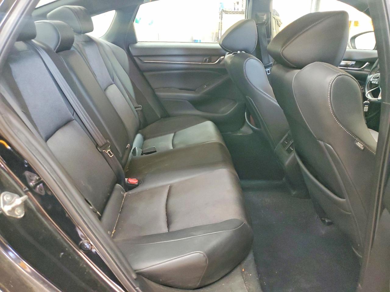 2019 HONDA ACCORD