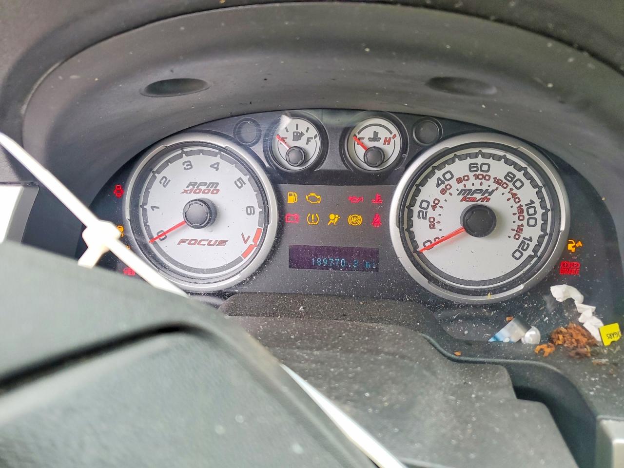 2010 FORD FOCUS
