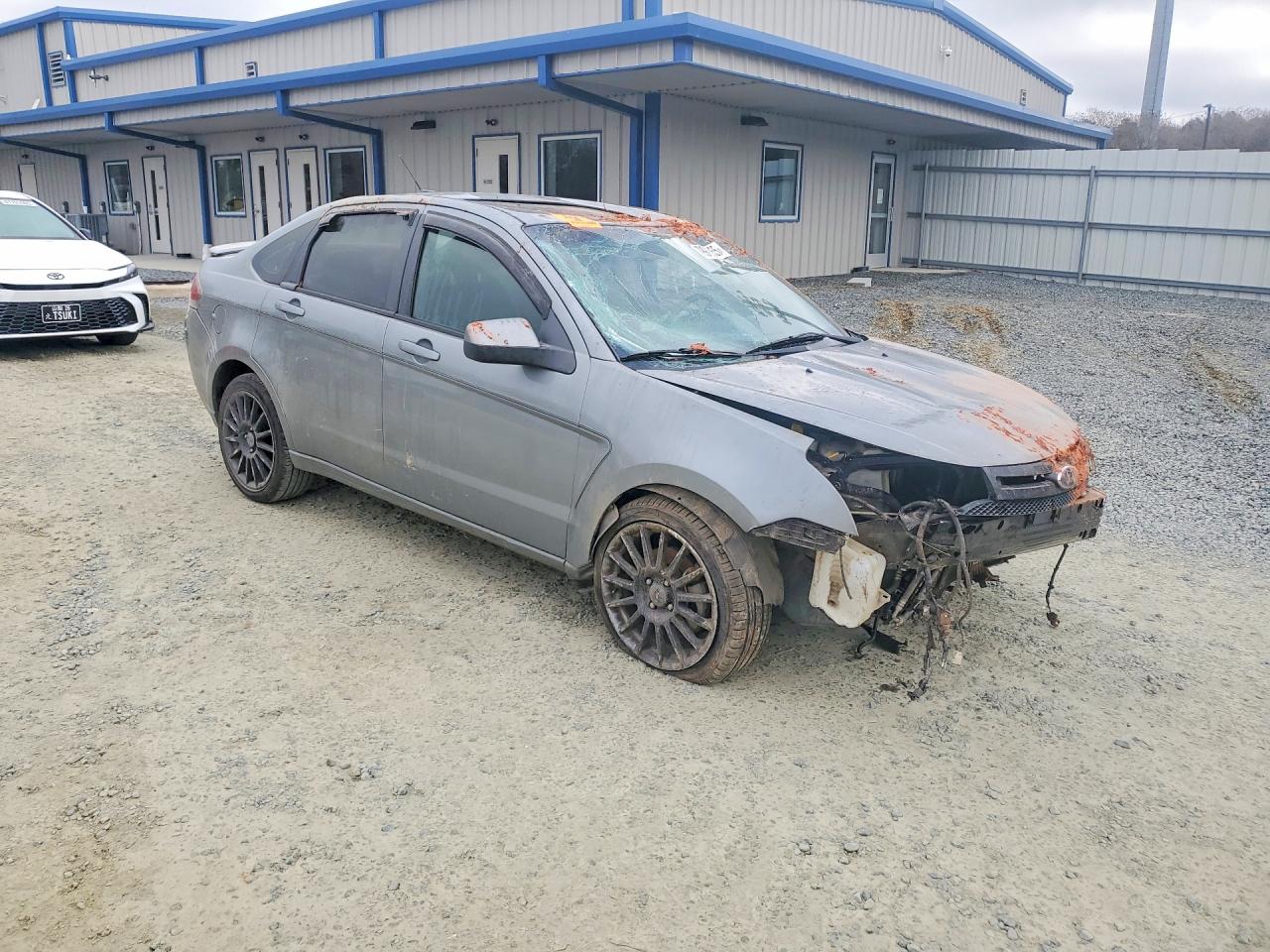 2010 FORD FOCUS