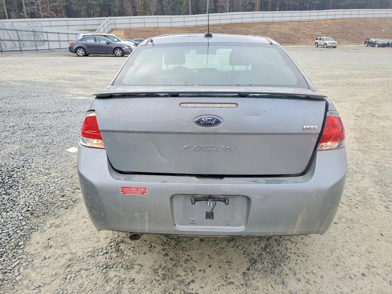 2010 FORD FOCUS