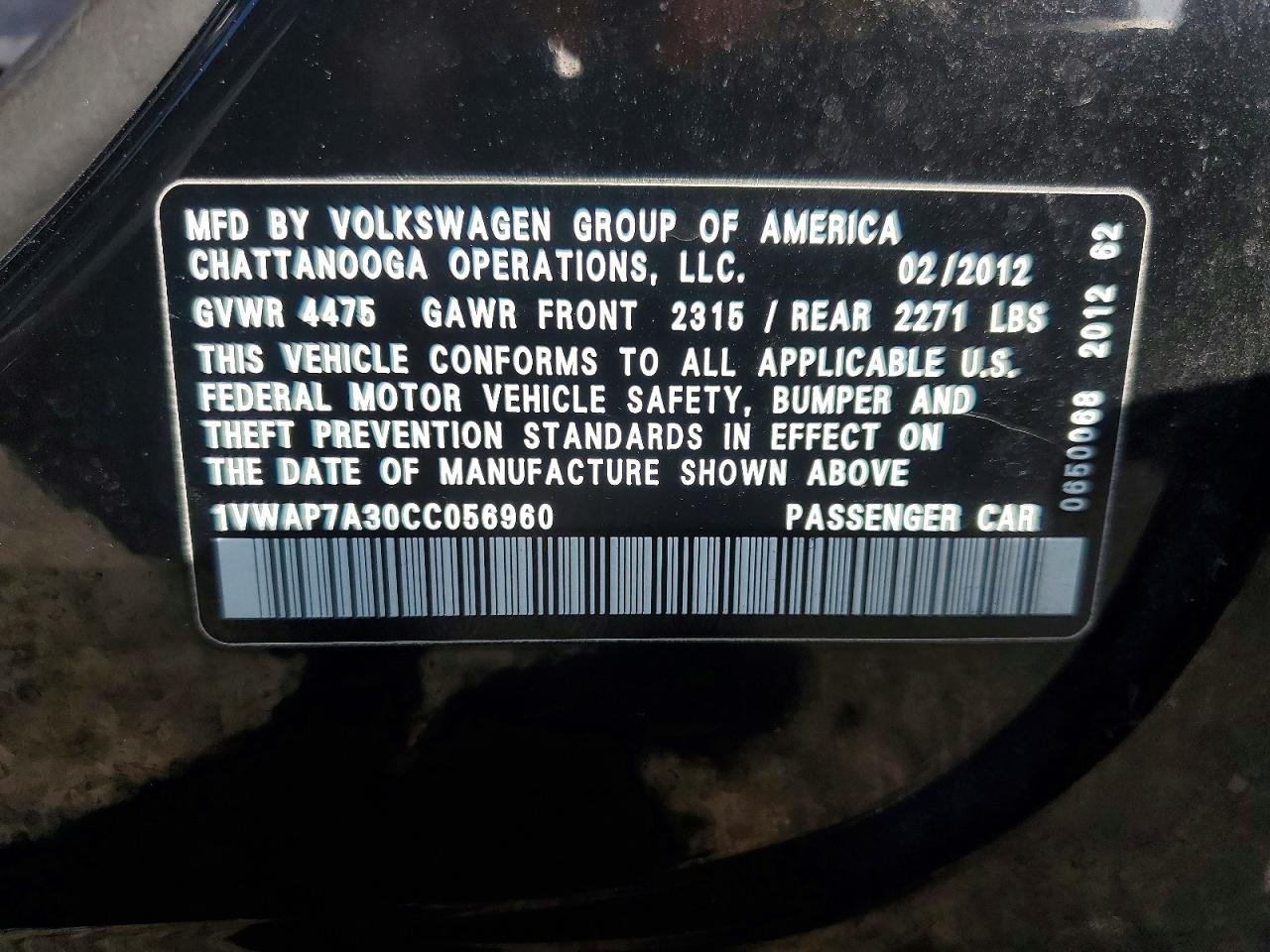 2012 VOLKSWAGEN PASSAT