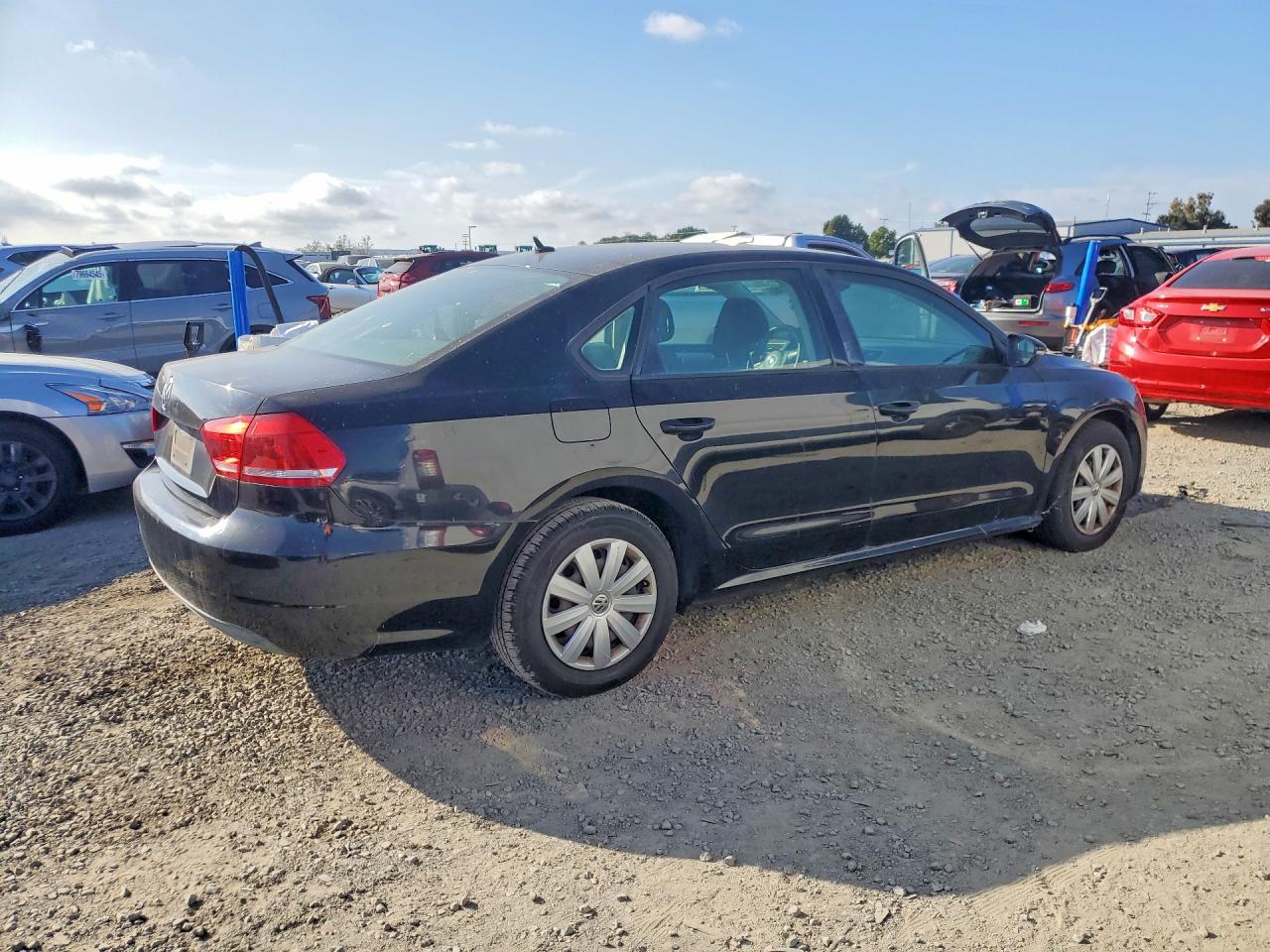 2012 VOLKSWAGEN PASSAT