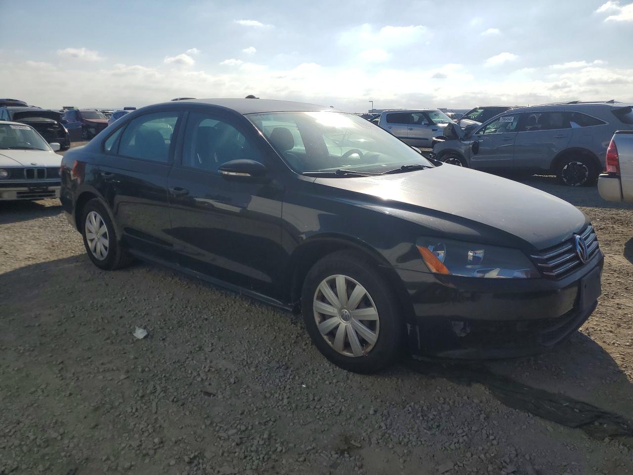 2012 VOLKSWAGEN PASSAT