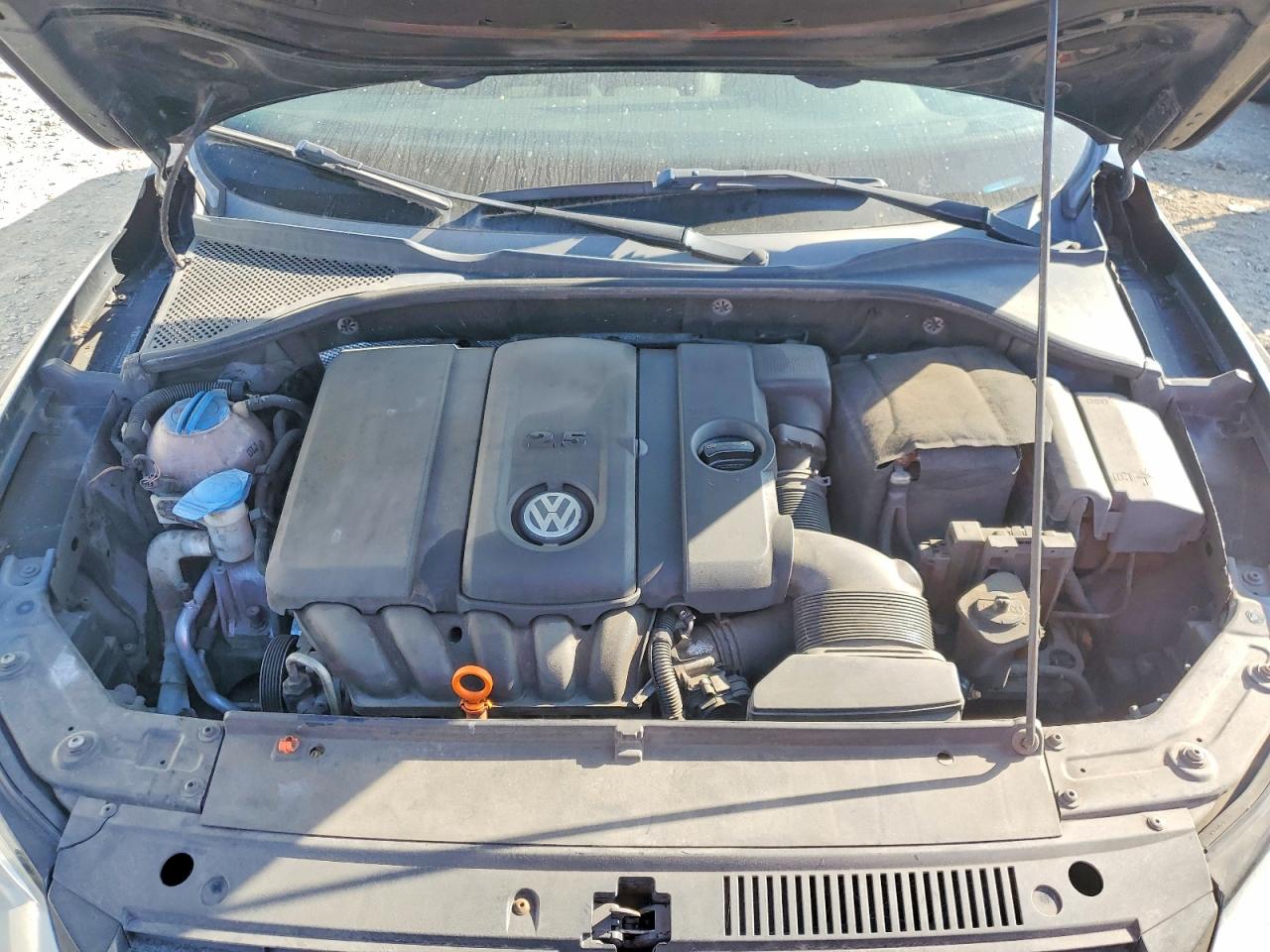 2012 VOLKSWAGEN PASSAT