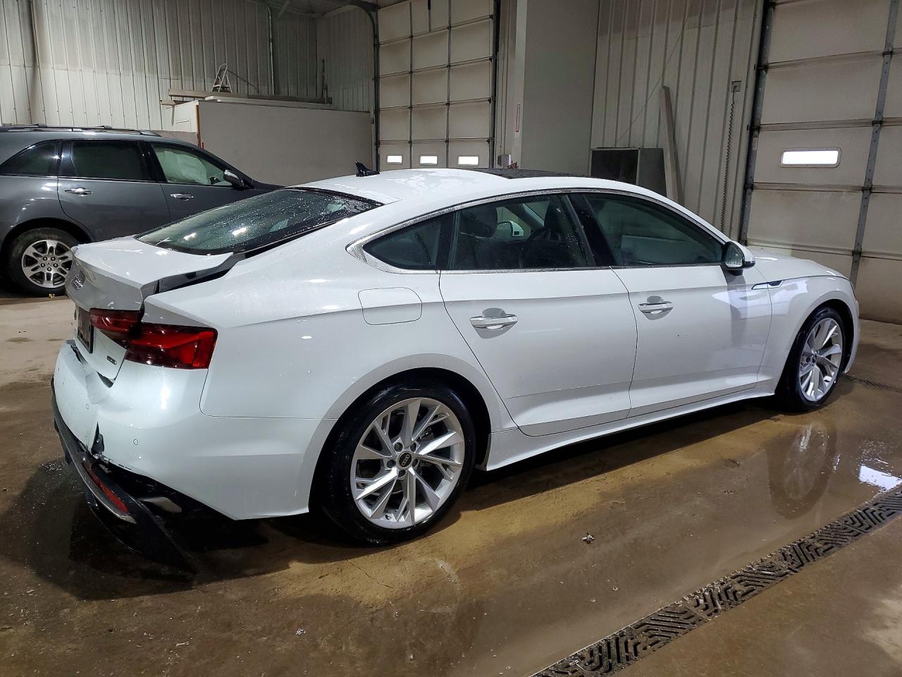 2022 AUDI A5