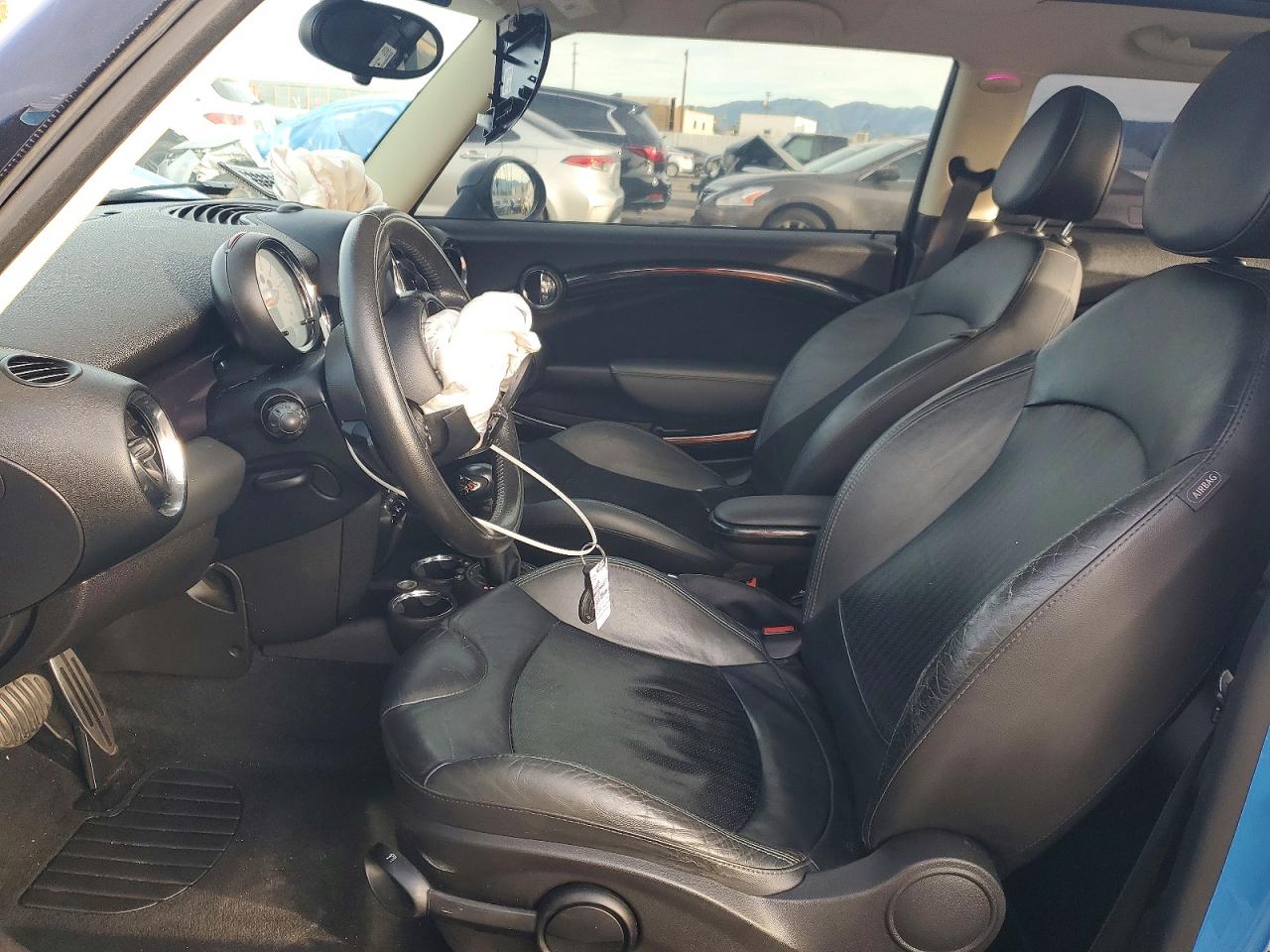 2013 MINI COOPER