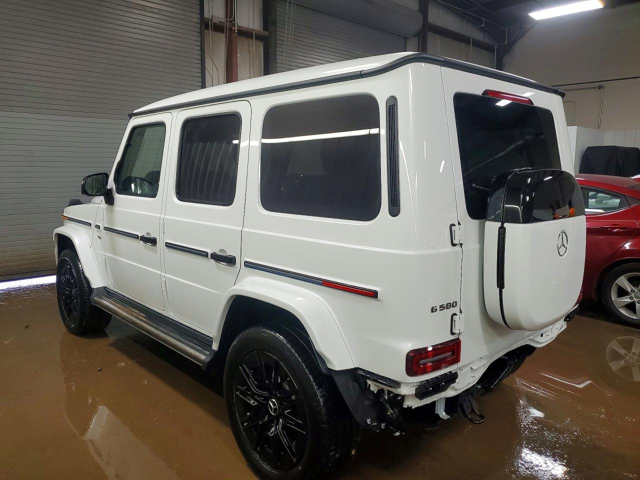 2025 MERCEDES-BENZ G