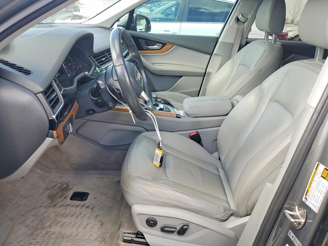 2017 AUDI Q7