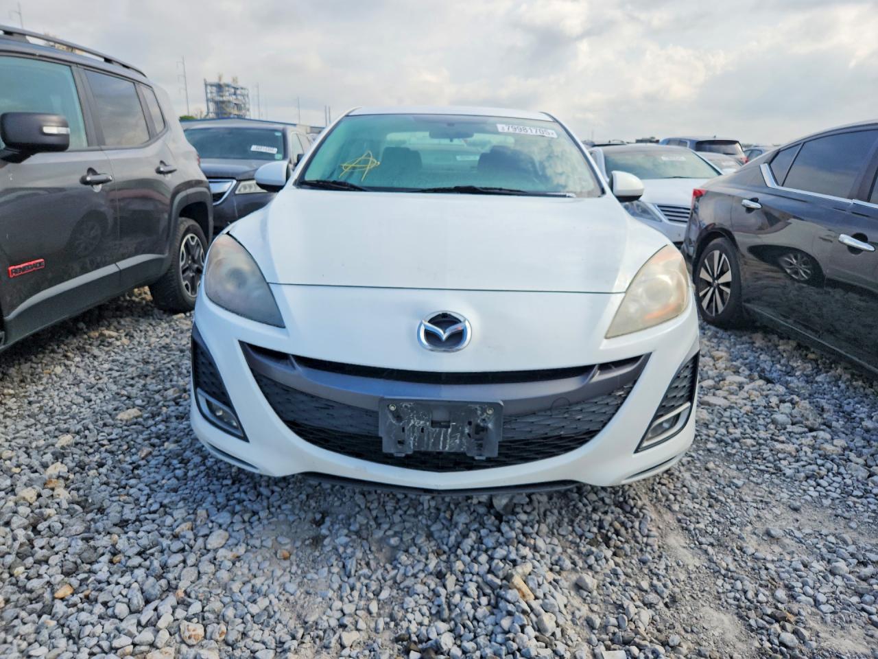 2011 MAZDA 3