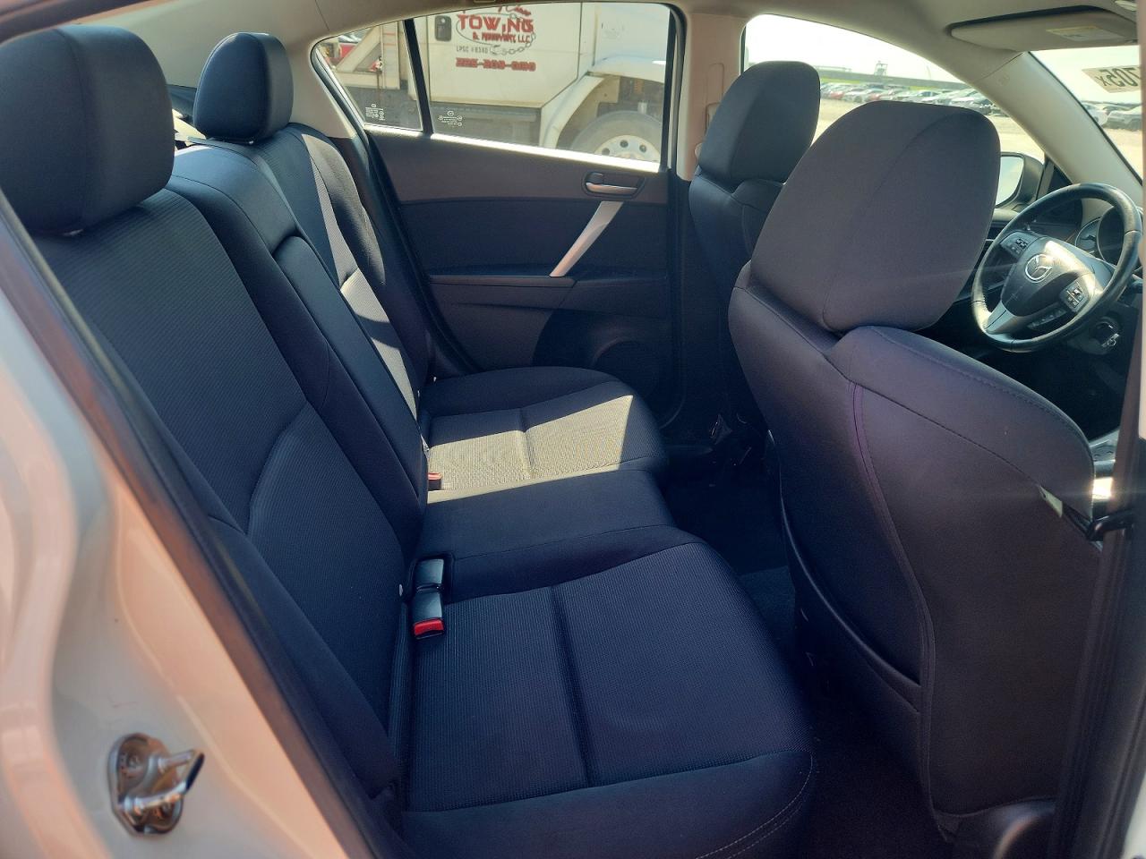 2011 MAZDA 3