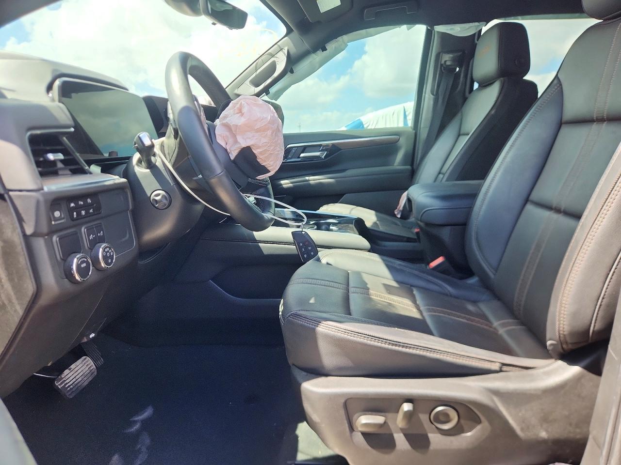 2025 CHEVROLET SUBURBAN