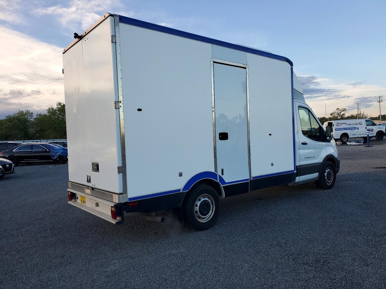 2021 FORD TRANSIT