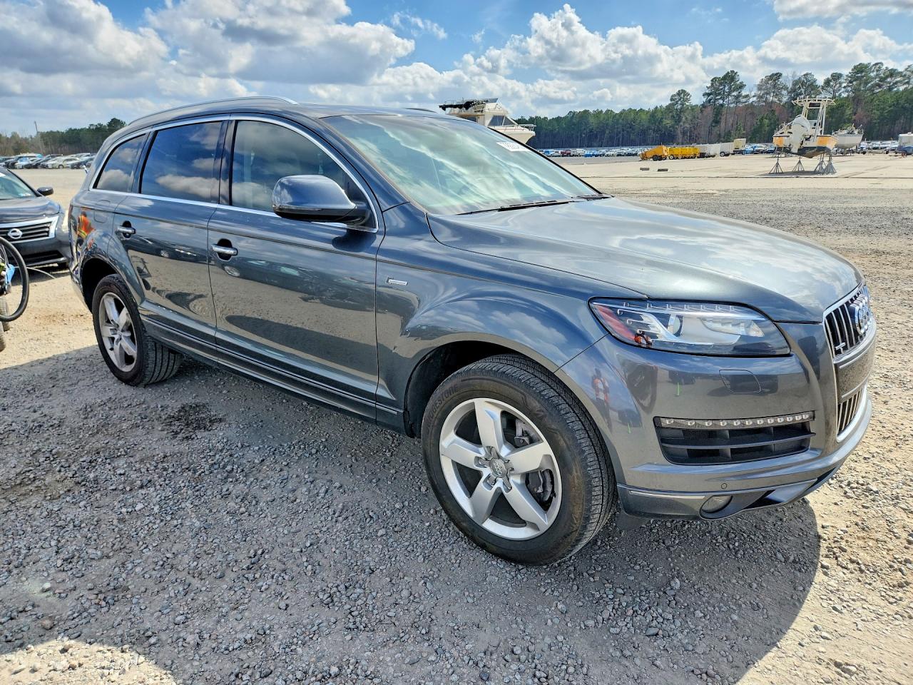 2015 AUDI Q7