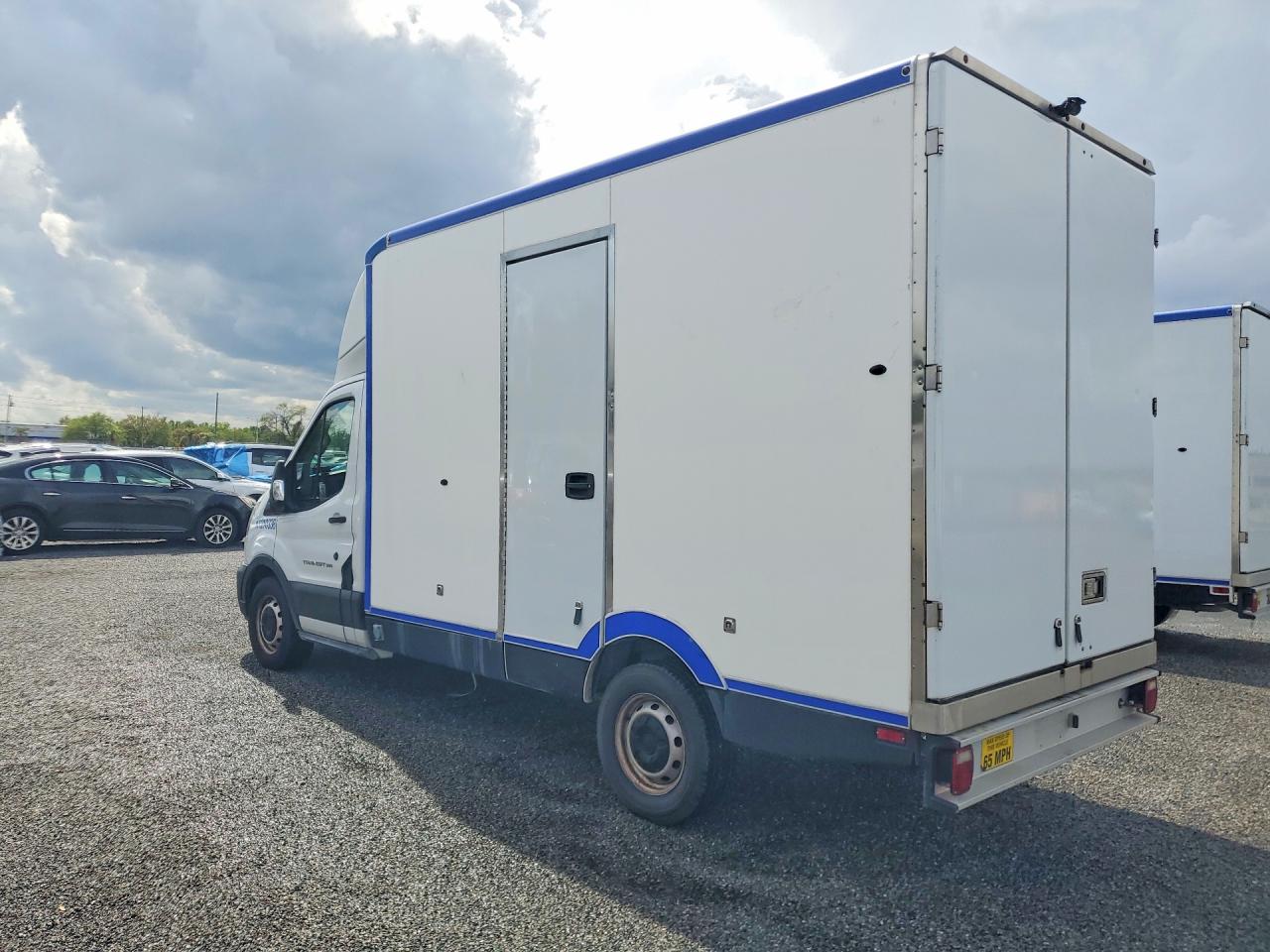 2022 FORD TRANSIT