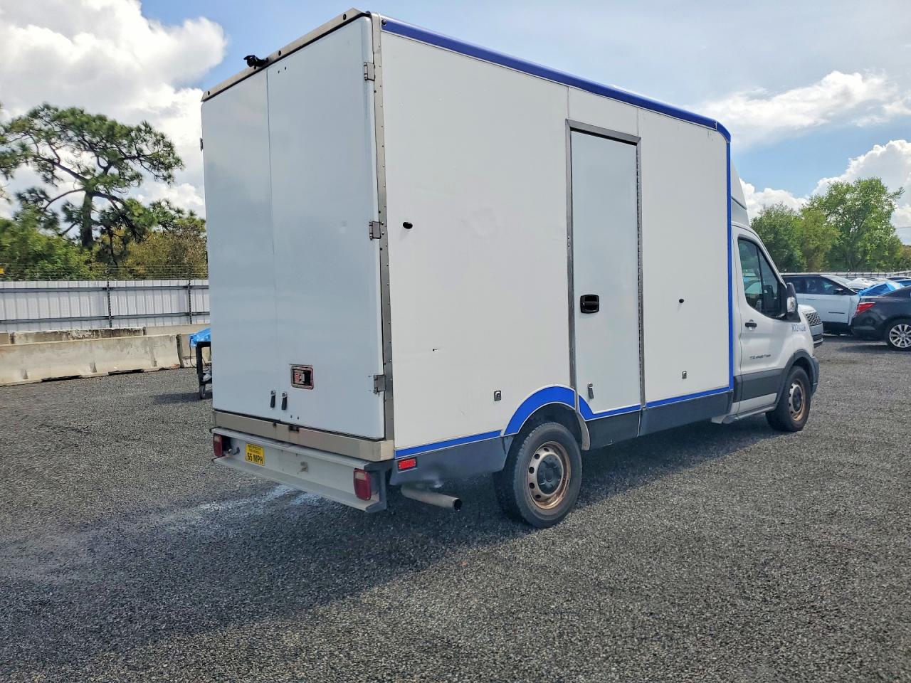2022 FORD TRANSIT