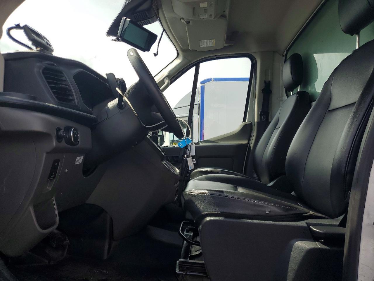2022 FORD TRANSIT