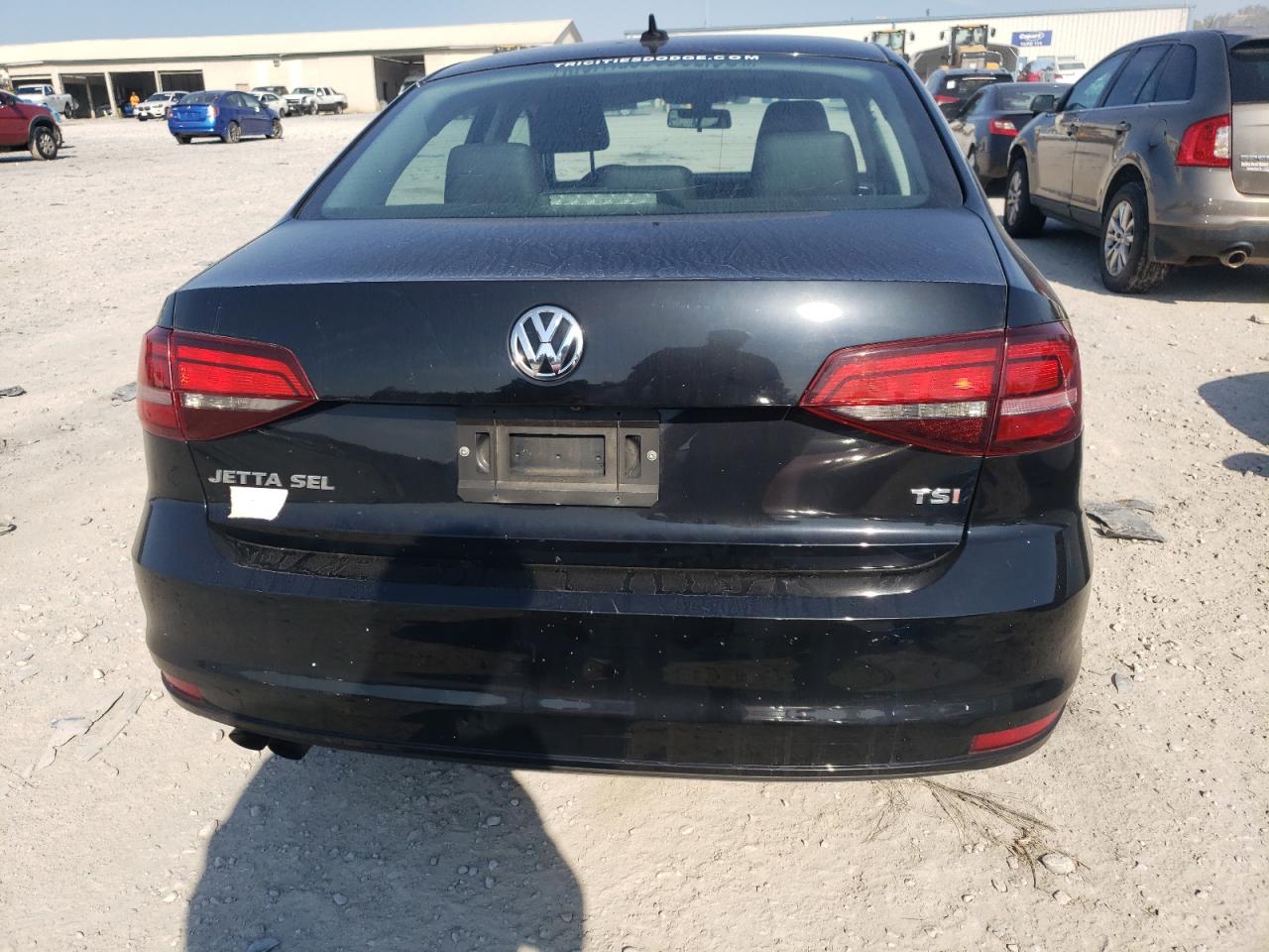 2016 VOLKSWAGEN JETTA