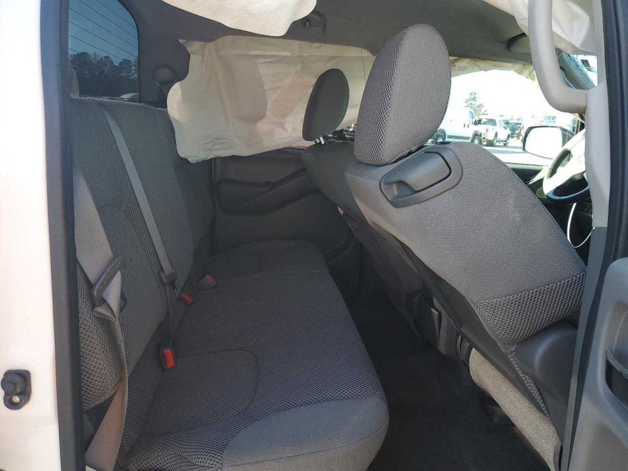 2010 NISSAN FRONTIER