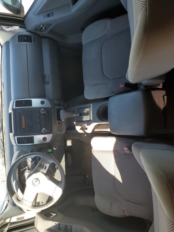 2010 NISSAN FRONTIER