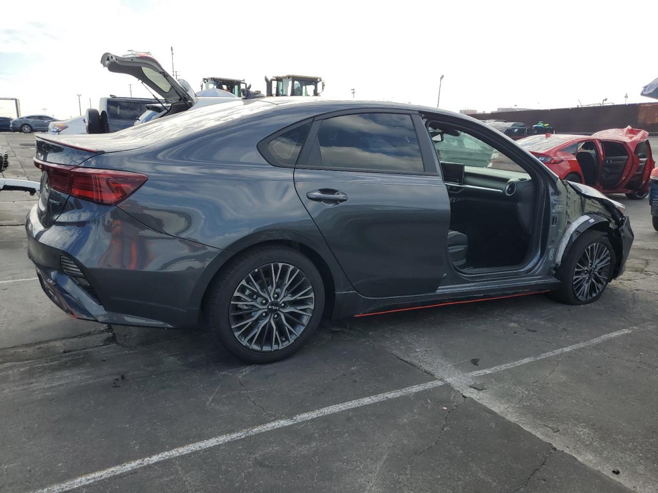 2024 KIA FORTE