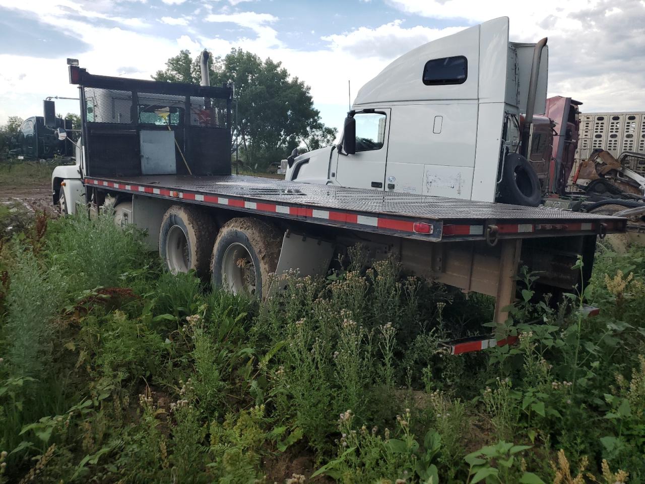 2001 FREIGHTLINER ALL Models