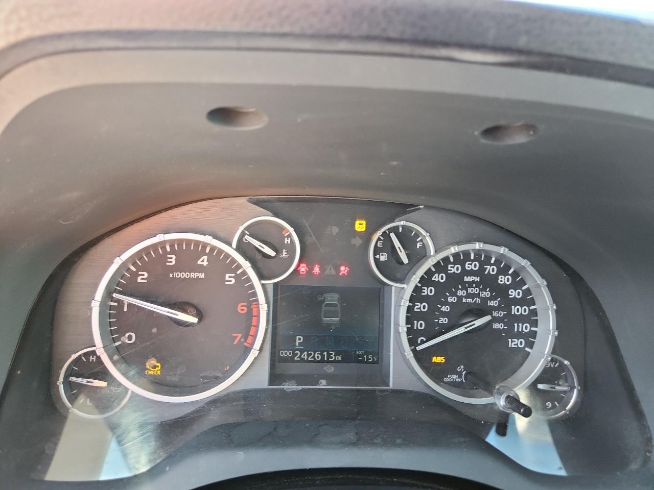 2015 TOYOTA TUNDRA
