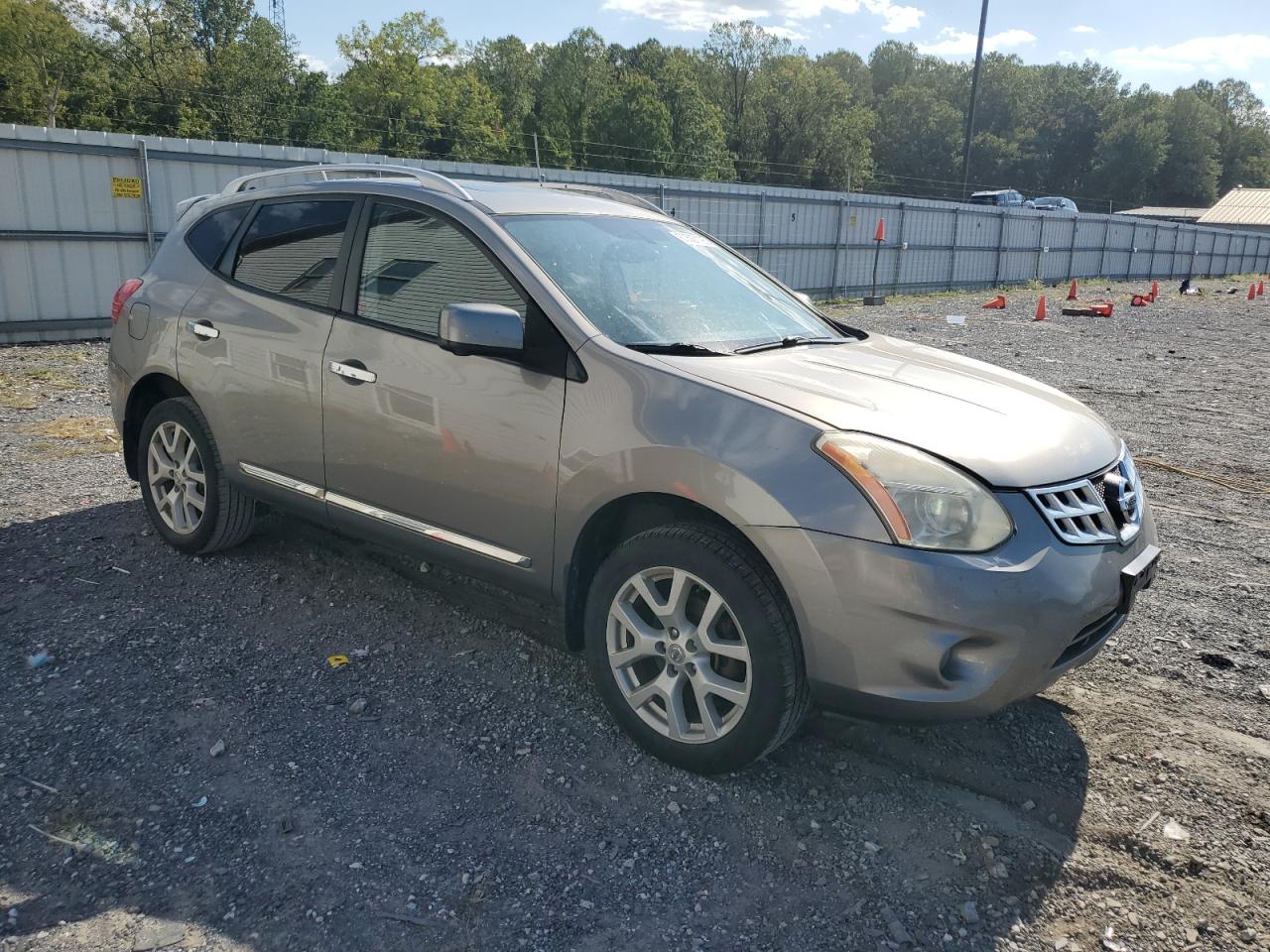 2013 NISSAN ROGUE
