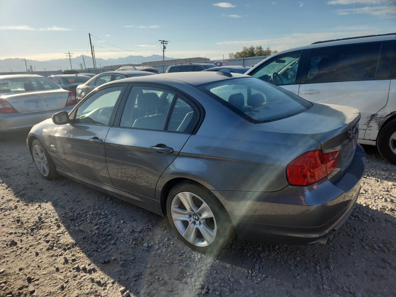 2011 BMW 3 SERIES