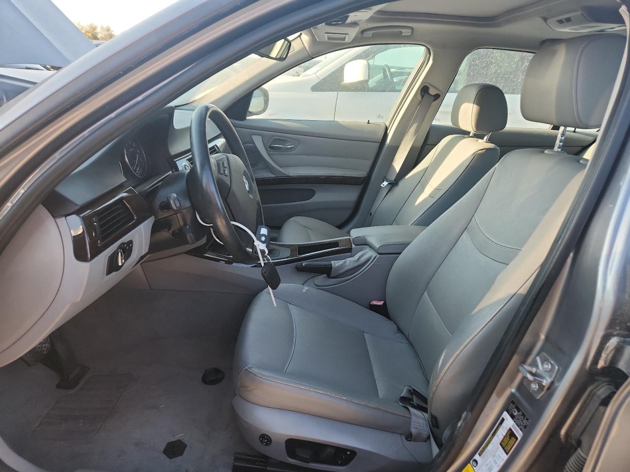 2011 BMW 3 SERIES