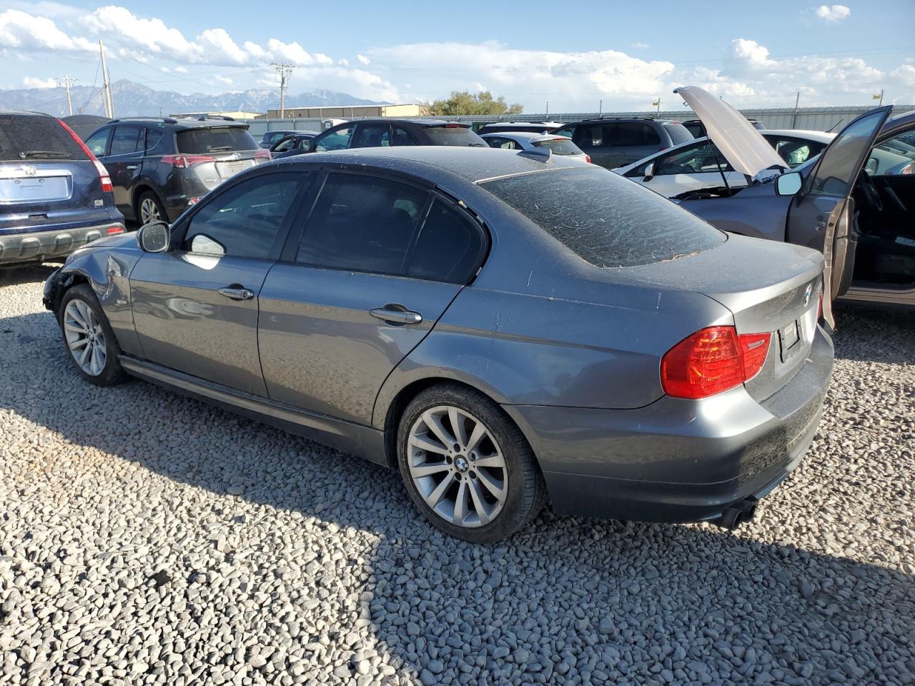 2011 BMW 3 SERIES