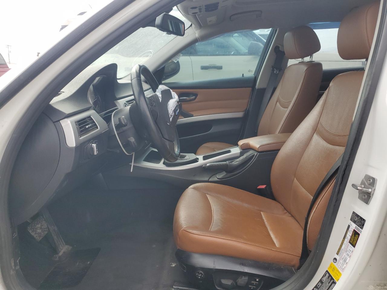2011 BMW 3 SERIES
