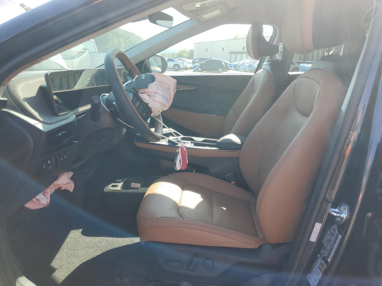 2025 KIA EV6 LIGHT