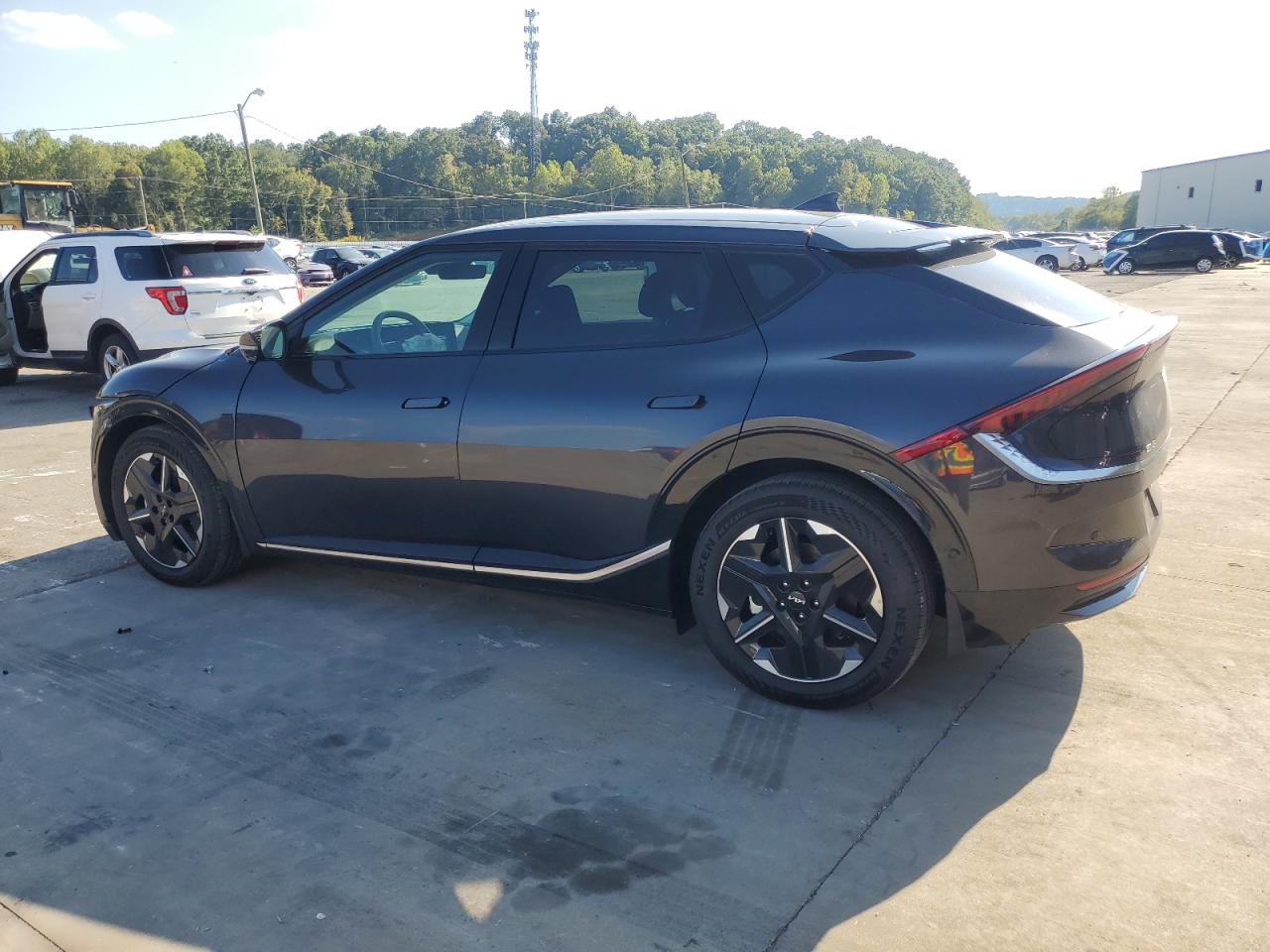 2025 KIA EV6 LIGHT