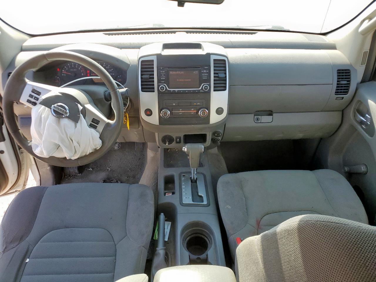 2017 NISSAN FRONTIER