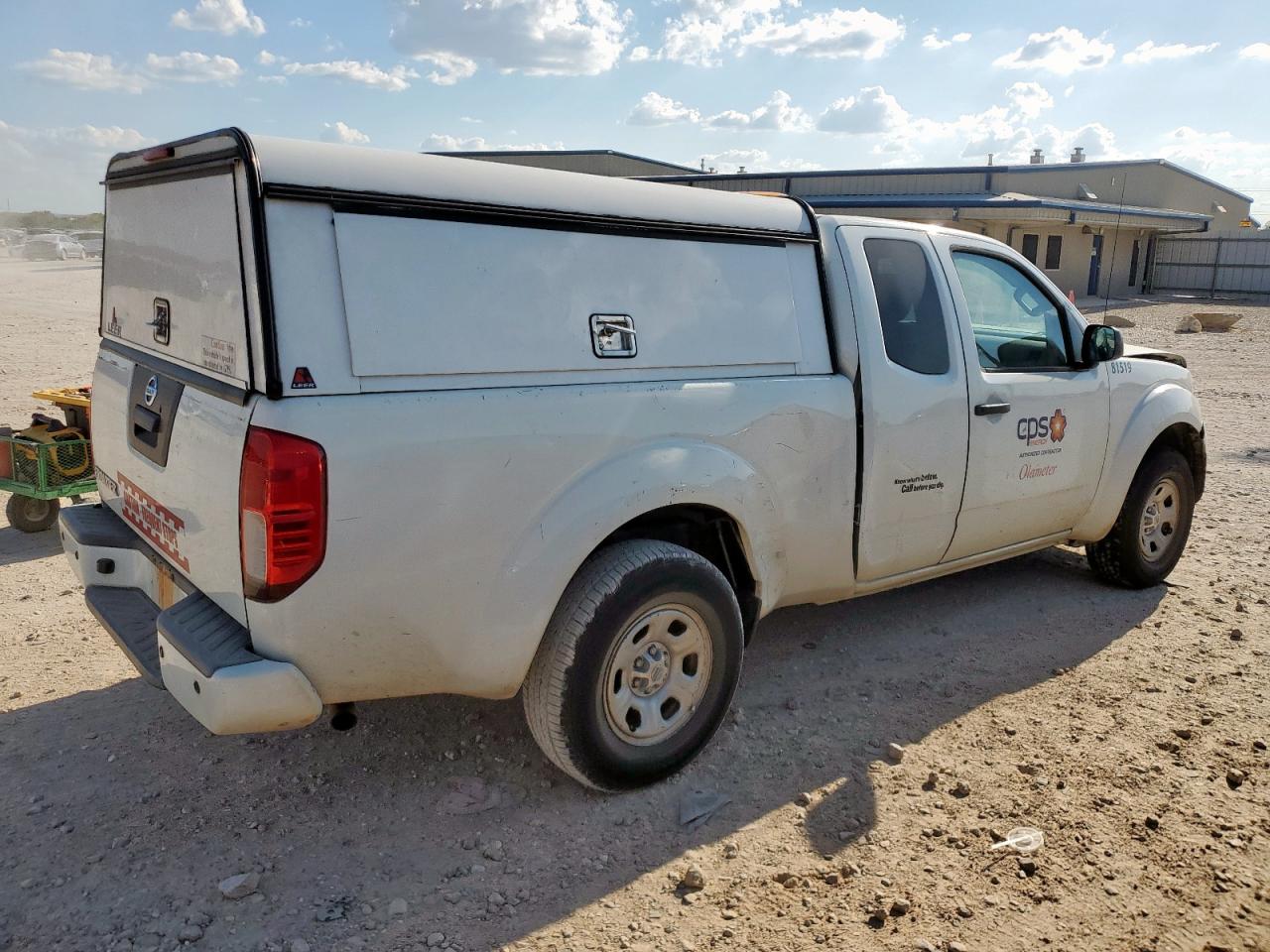 2017 NISSAN FRONTIER