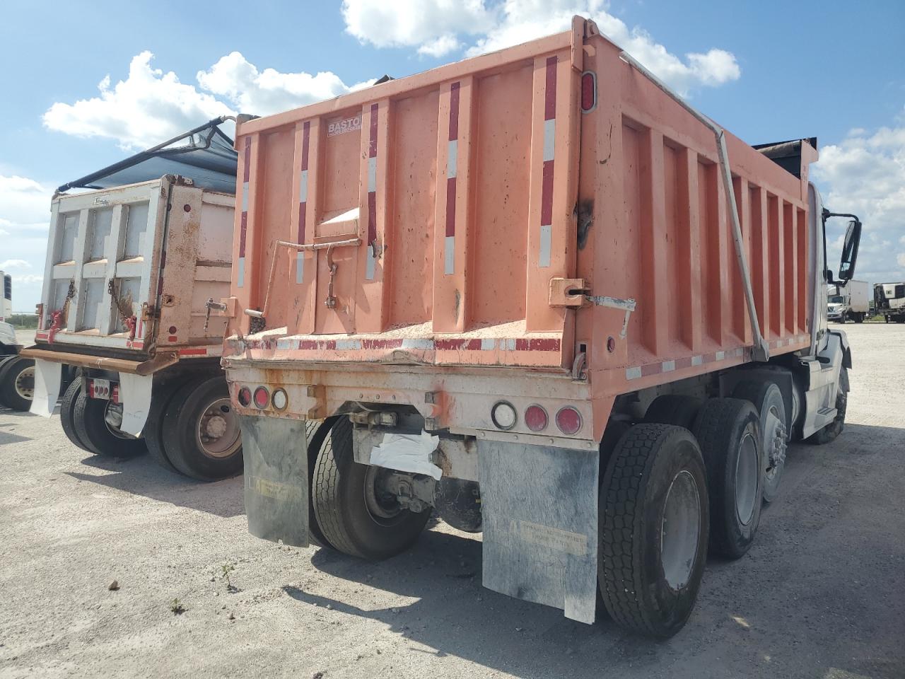 2023 ASPT DUMP TRUCK