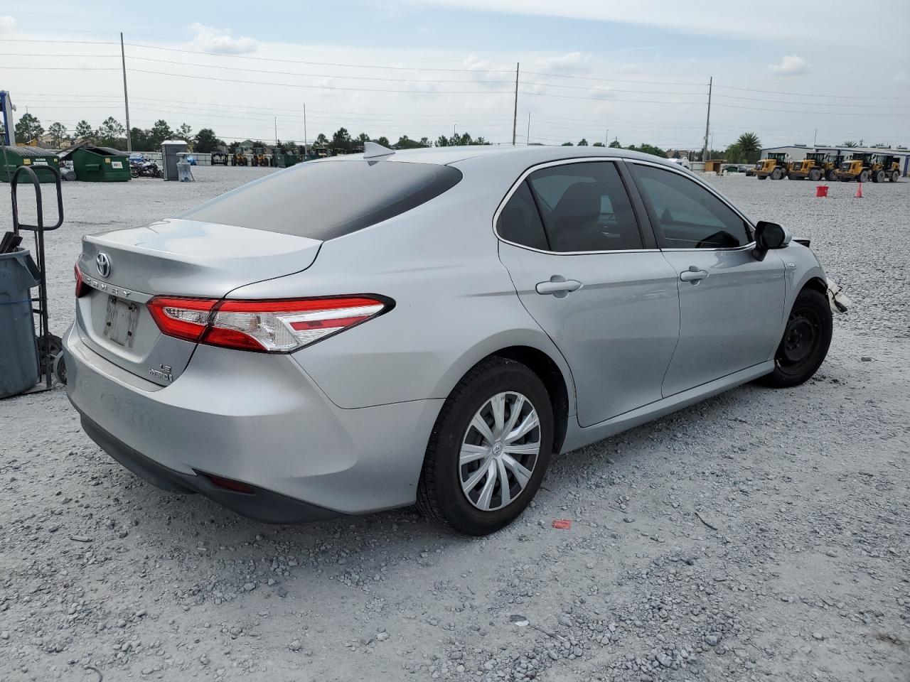 2018 TOYOTA CAMRY