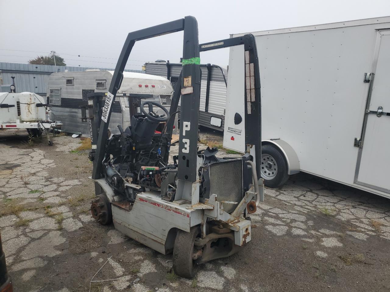 2011 NISSAN FORKLIFT