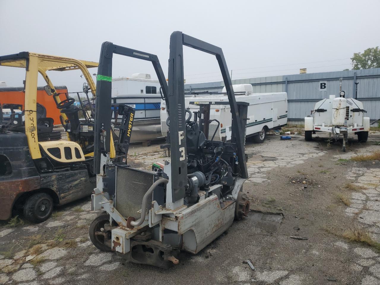 2011 NISSAN FORKLIFT