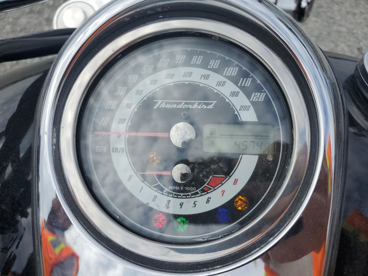 2013 TRIUMPH MOTORCYCLE THUNDERBIR
