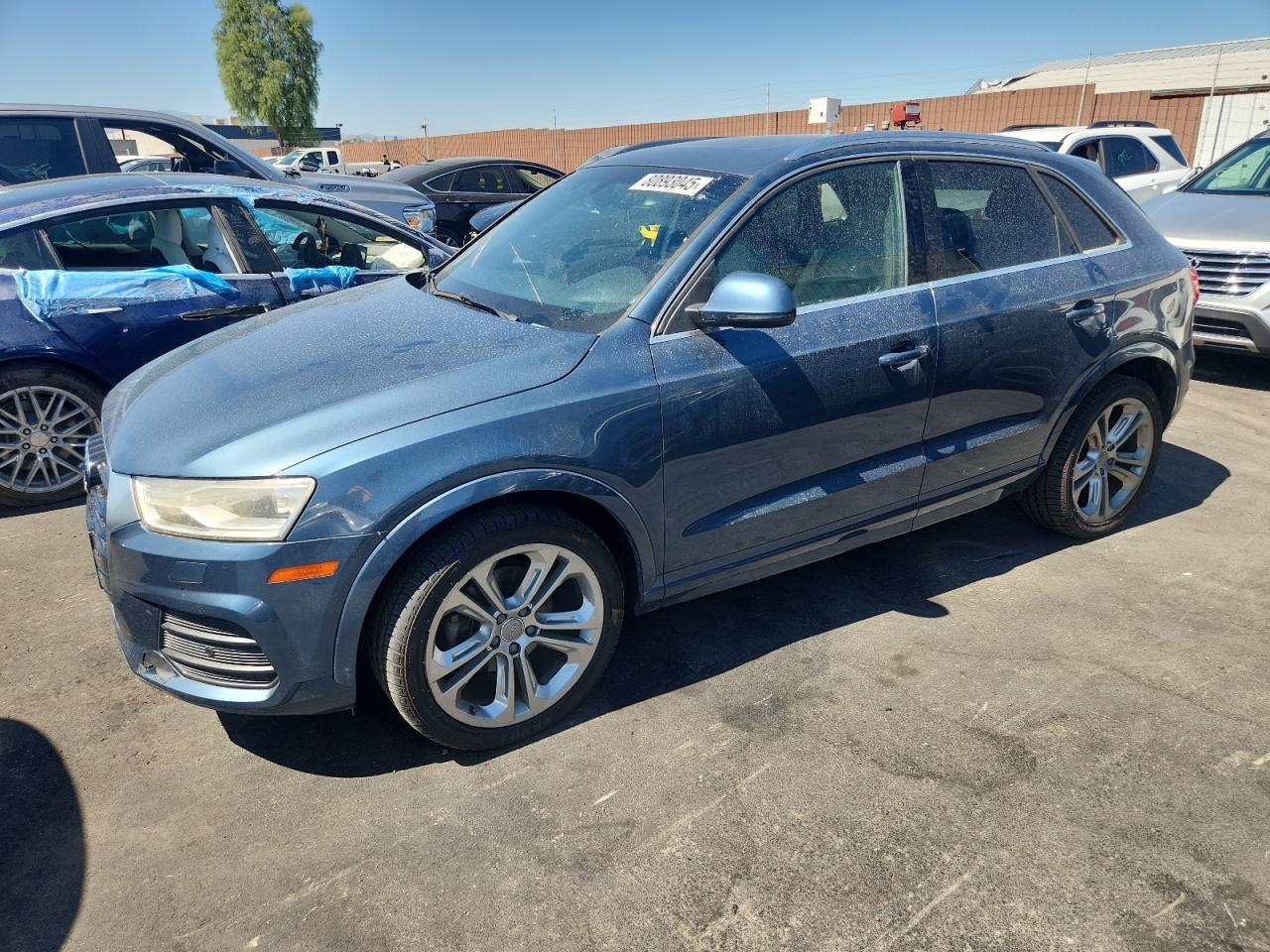 2016 AUDI Q3