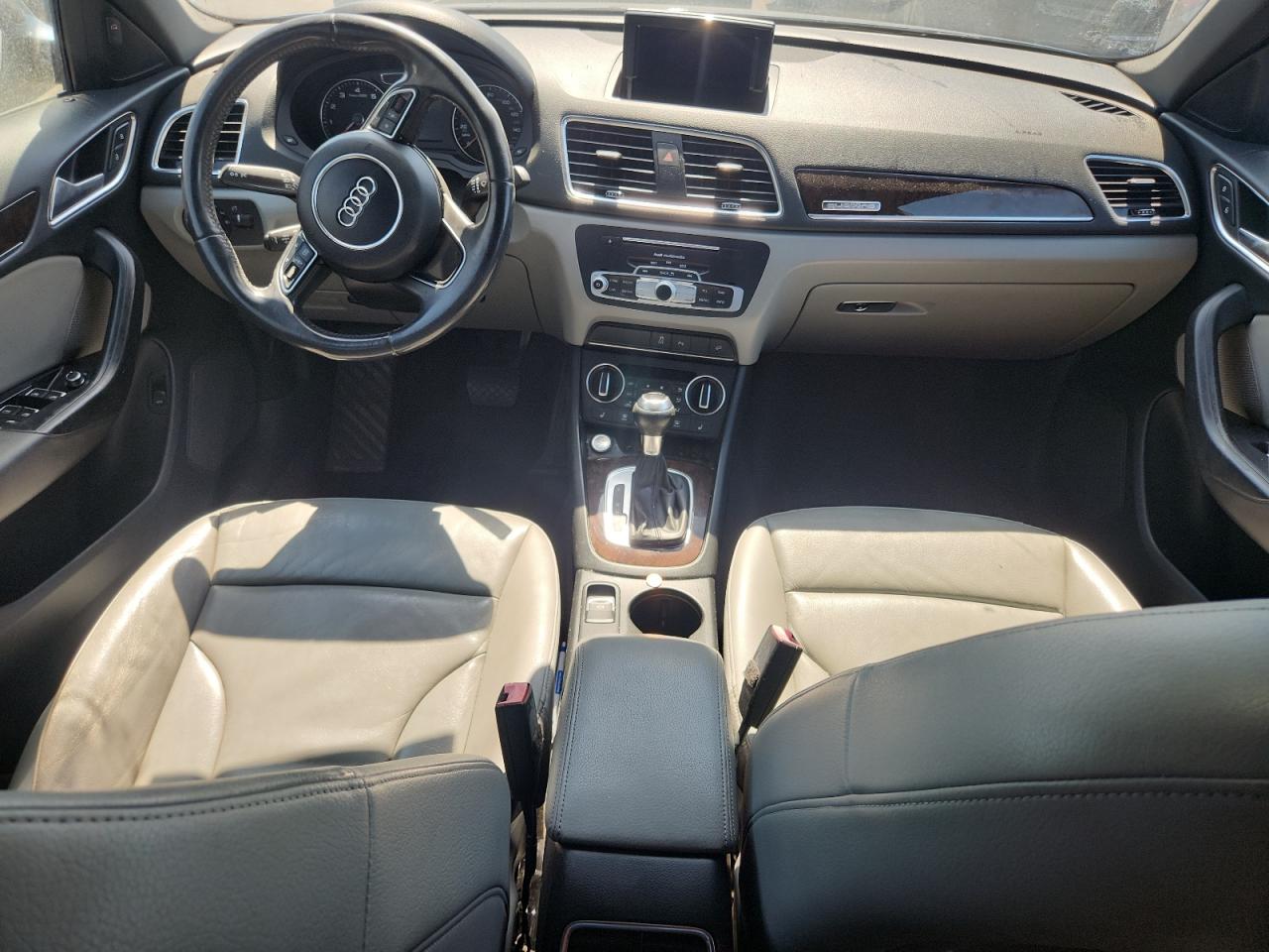 2016 AUDI Q3