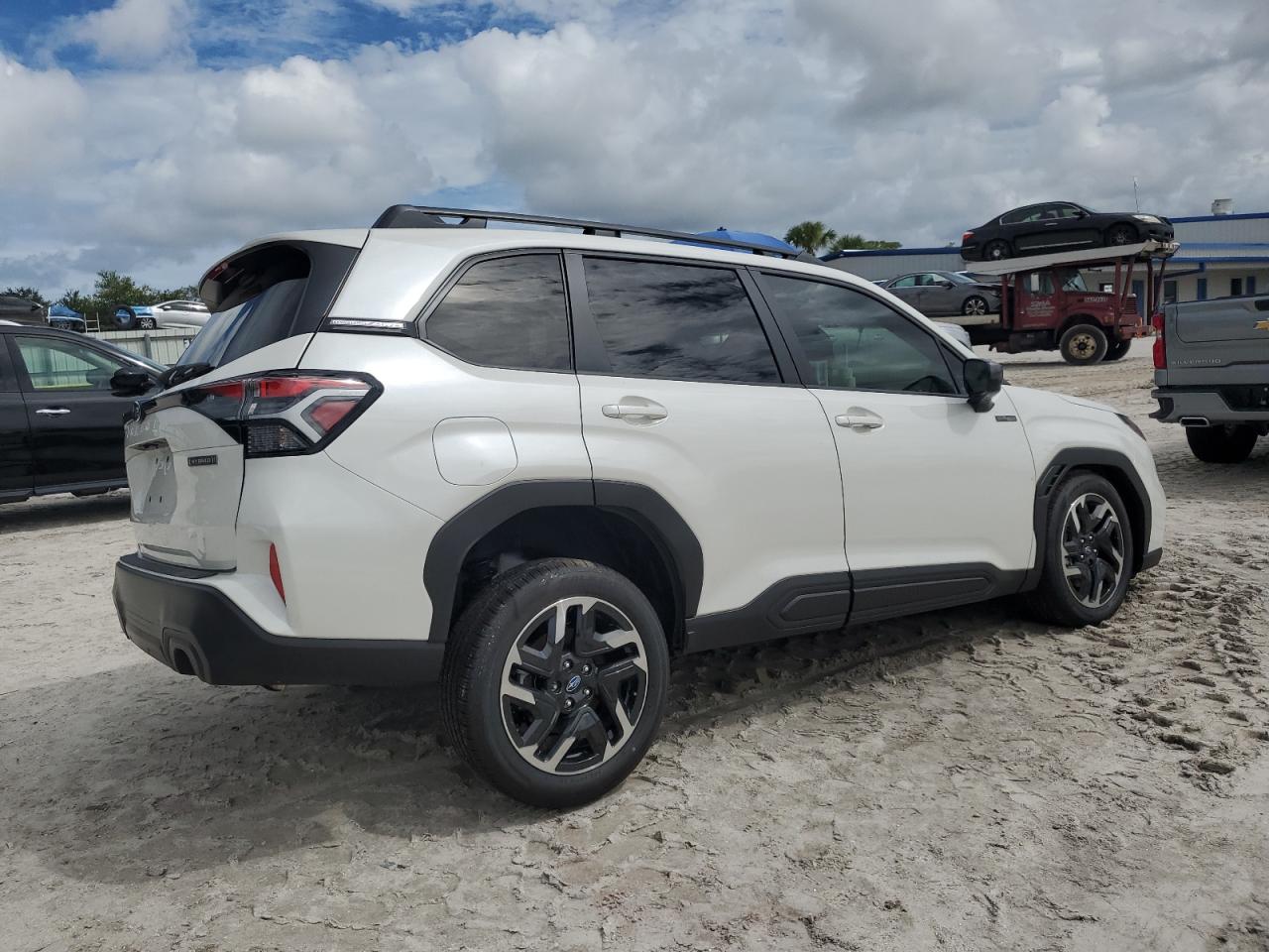 2025 SUBARU FORESTER